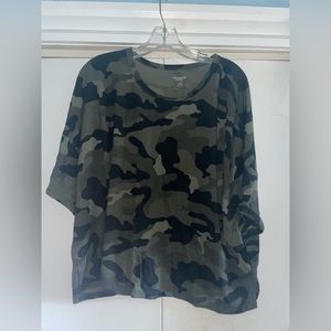 Old Navy Active Crop Tee